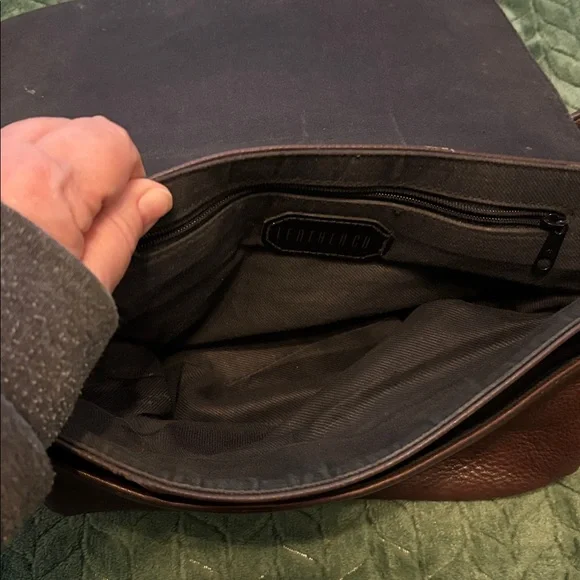 Vintage Liz Claiborne Leather Crossbody Shoulder Bag Cognac Brown Snap Close - Picture 7 of 12